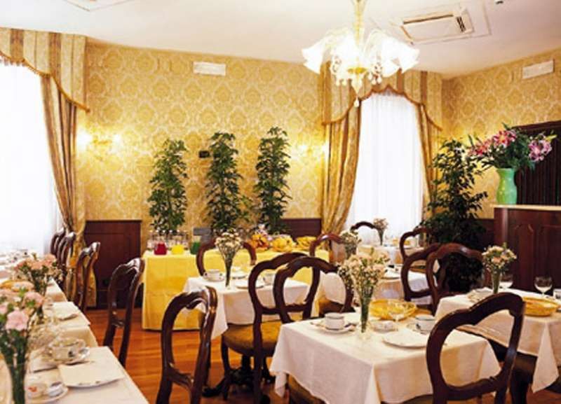 Hotel Gorizia A La Valigia Venedik Restoran fotoğraf